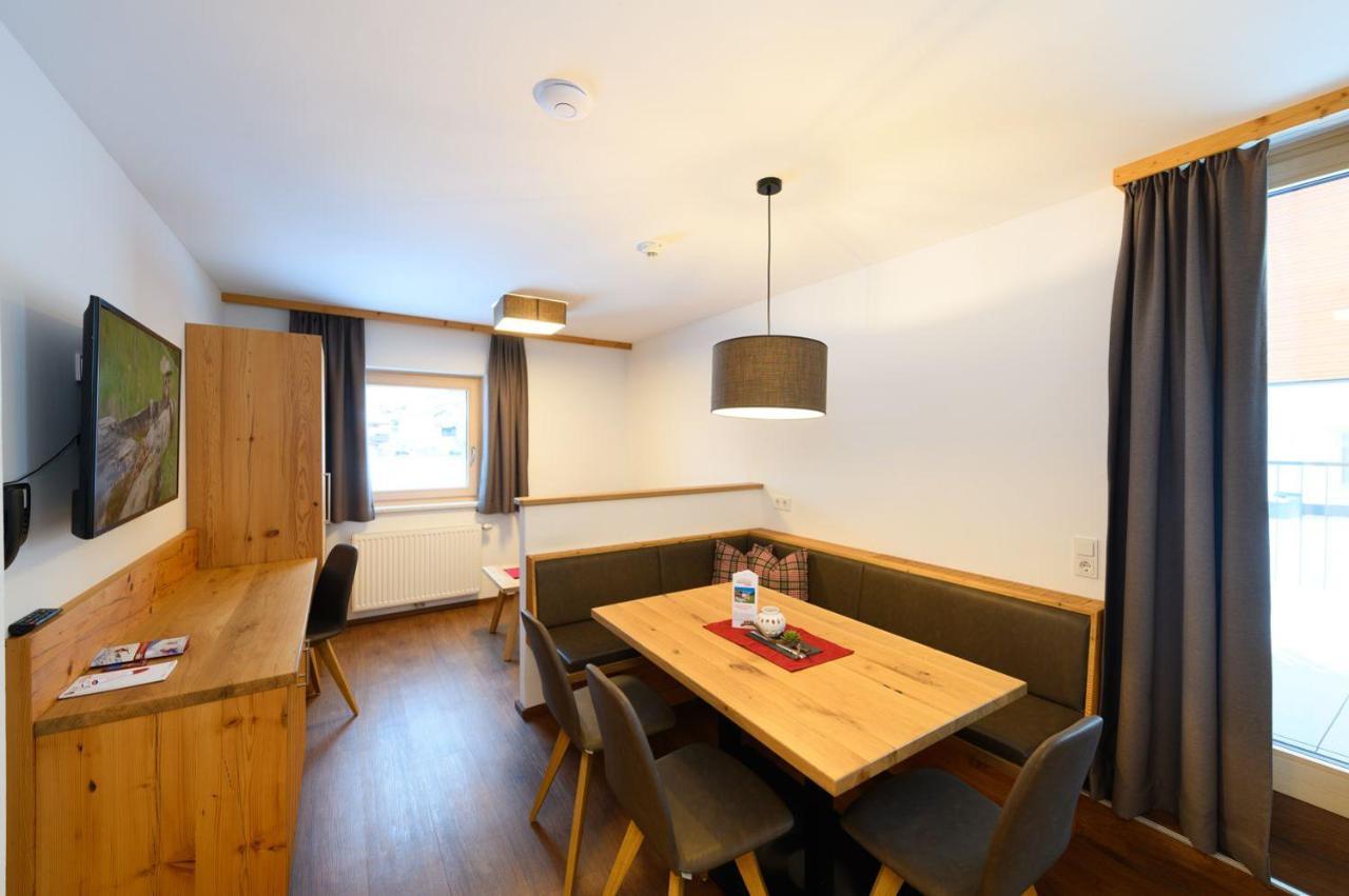 Appartement-Pension Kendlbacher กรอสซาร์ล ภายนอก รูปภาพ
